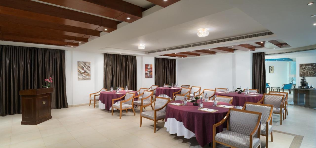 Al Hail Waves Hotel Managed By Centara Maskat Exteriér fotografie