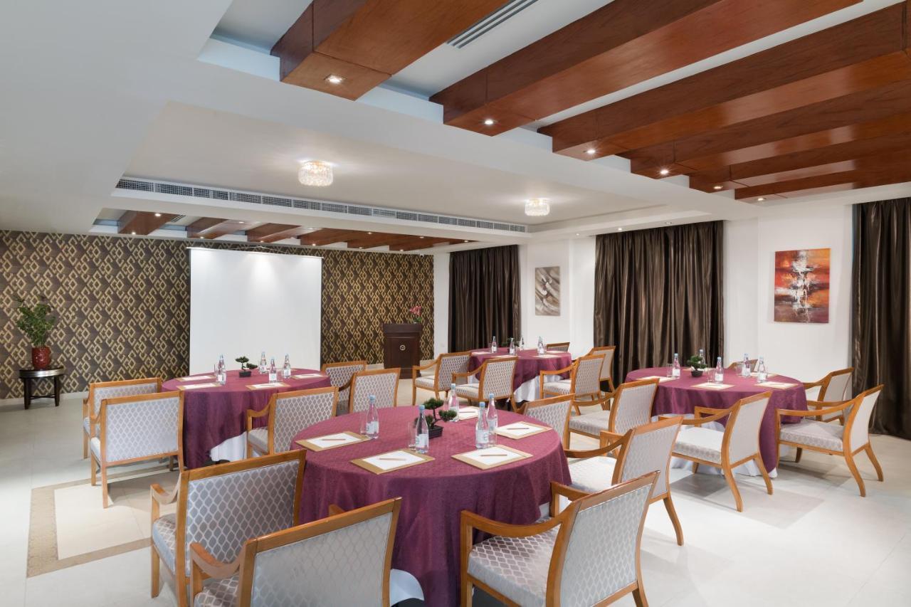 Al Hail Waves Hotel Managed By Centara Maskat Exteriér fotografie